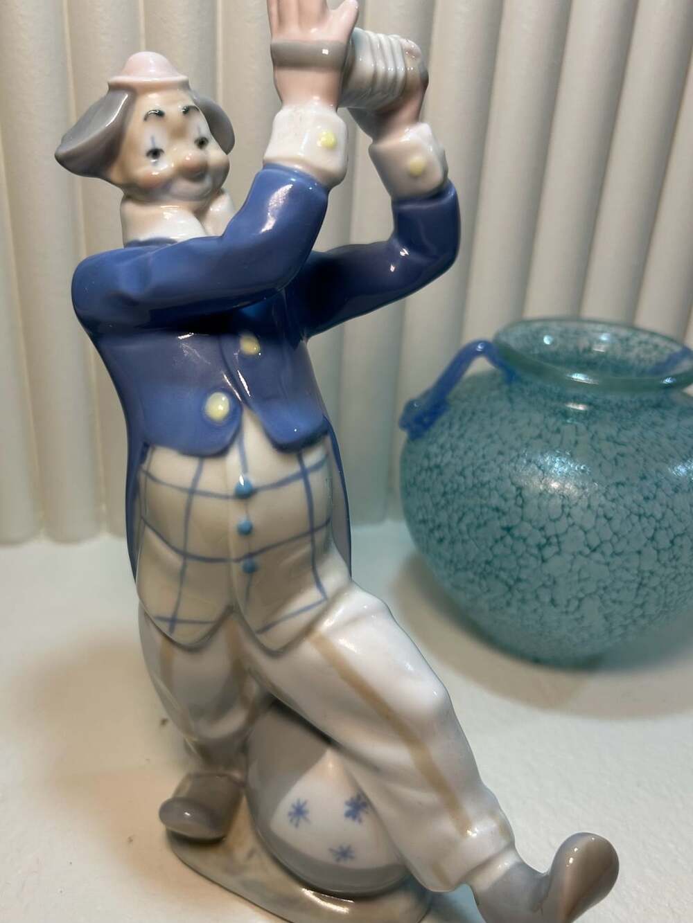 Vintage Rex Valencia Hummelwerk Porcelain Clown Figure Playing Concertina Spain